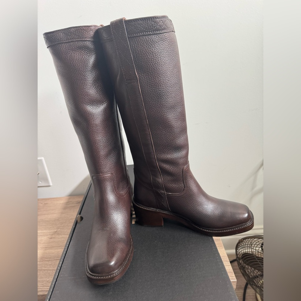 Frye Kate Pull On NWT 9